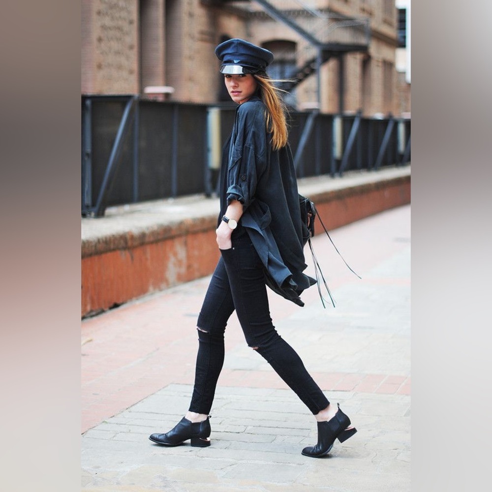 Alexander Wang Kori cut out boot black leather and chrome sz 37 Host Pick!! - Picture 5 of 8